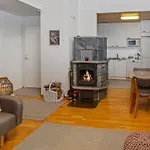 Loma-asunnot Karhunvartijanmaja D4 By Interhome *
